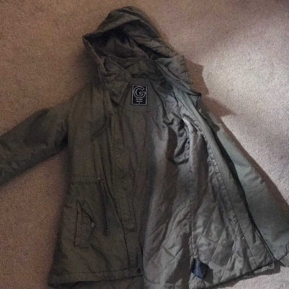 Guess out wear jacket